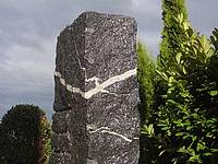 Quellstein Granit